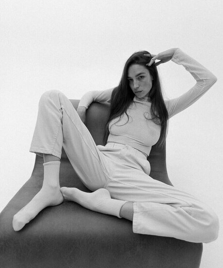 Polina Nelen hd actress archive