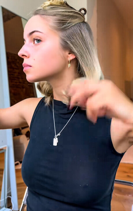 teen tits onlyfans erotic gallery