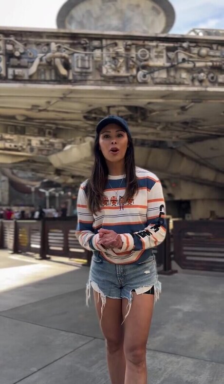 Lauren Mary Kim high quality actress pictures