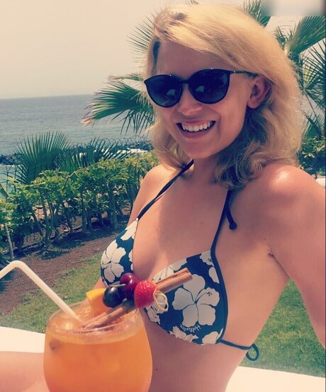 Iris Mareike Steen hot model pictures