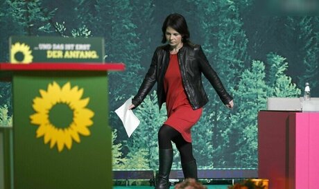 Annalena Baerbock pornstar naked img