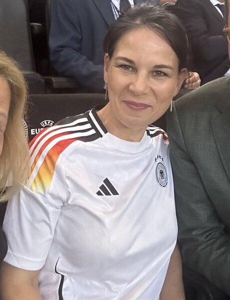 Annalena Baerbock star erotic pic