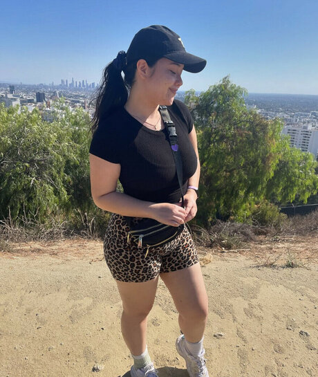 Sonia Elsie ASMR Profile Pic