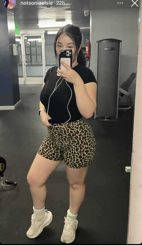 Sonia Elsie ASMR best actress picture