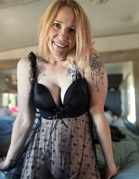 Shiny Cock Films star free archive