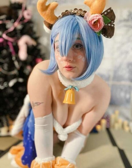 Omanko Vivi nude actress images