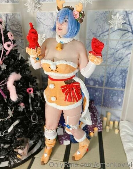 Omanko Vivi model sexy pic