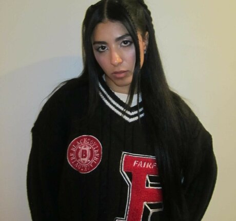 Pom Pom Squad sex actress pics