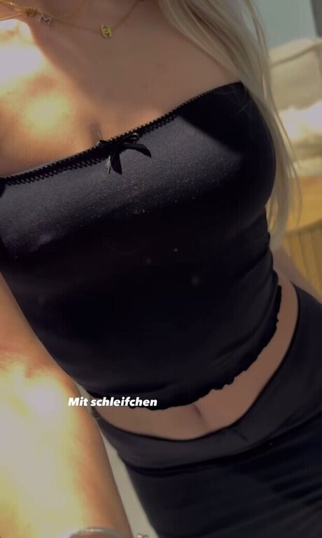 beach blowjob onlyfans adult pictures