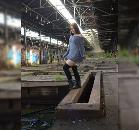 Laura Knoblauch nude actress pictures