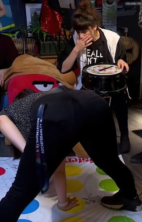 mirror onlyfans sexy pictures