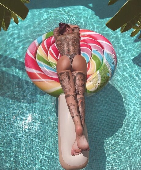 Kate Merlan star sex photo