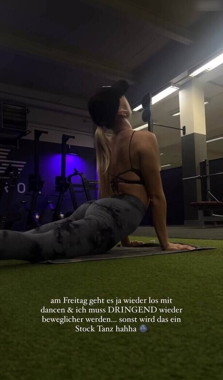 Lina D ren naked actress pictures