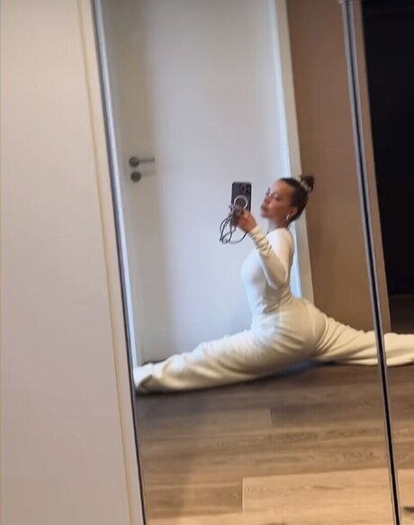 Laura Maria Rypa pretty model archive