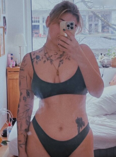 frottage onlyfans pornos pic