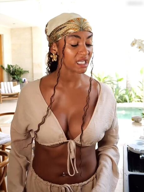 20 years old onlyfans sexy pics