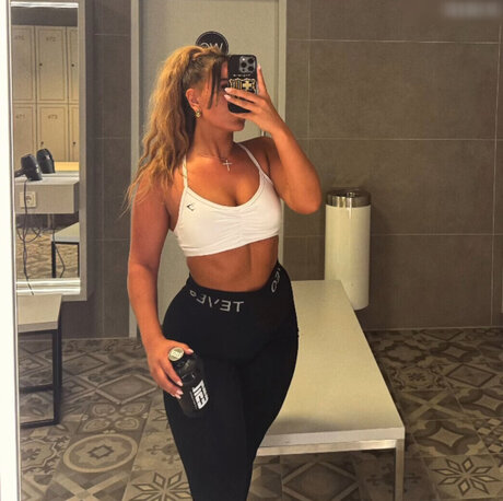 xxx amateur onlyfans porn photos