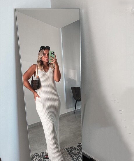 wife onlyfans free nude archive