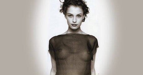 brown eyes kitty onlyfans adult pic