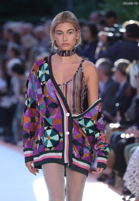 asian shemale onlyfans sexy image