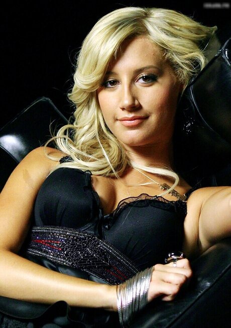 twinks onlyfans nude image