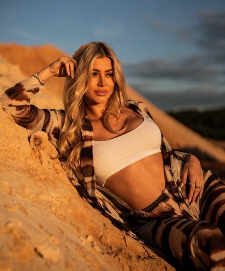 blonde fitness onlyfans hot sexy gallery