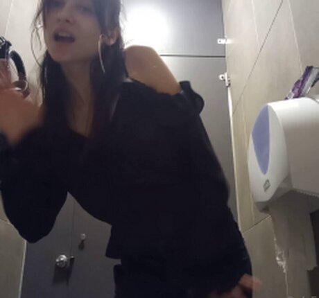 Chaturbatable star art photos