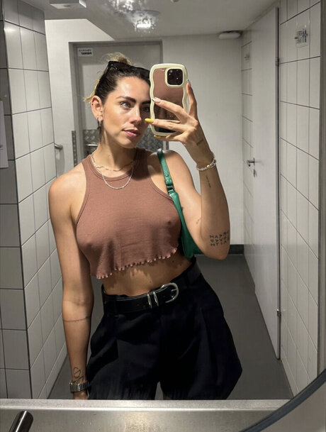 skinny asian onlyfans hd photo