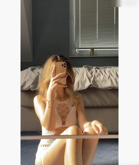 Xsarah0108 pornstar best pics