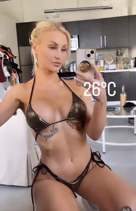 trans free onlyfans beautiful naked picture