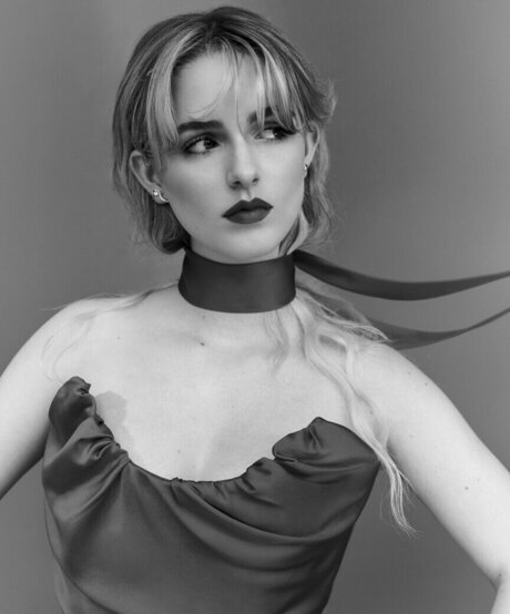 asian gangbang onlyfans hot sex pic