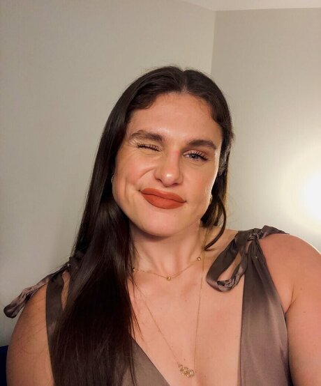 Ilona Maher nudes actress picture