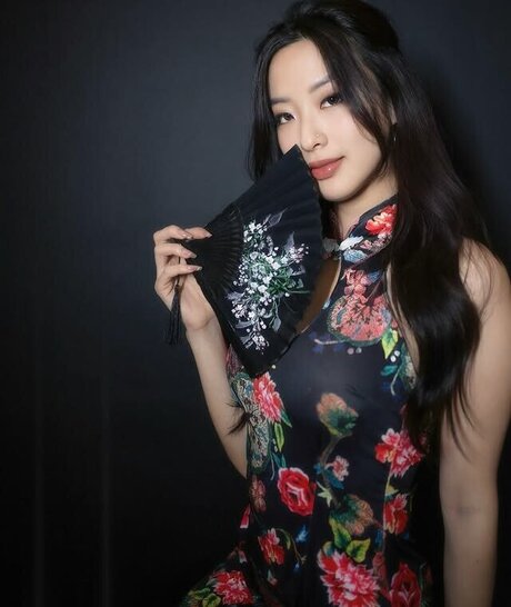 Winnie Chang pretty pornstar photos