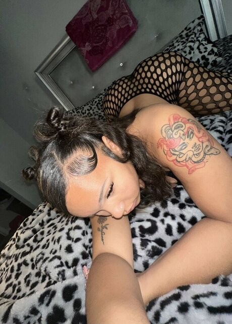 milf pregnant onlyfans adult image