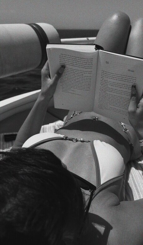 Nikelein beautiful pornstar img