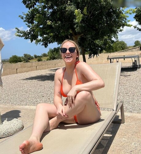 pawg threesome onlyfans top image