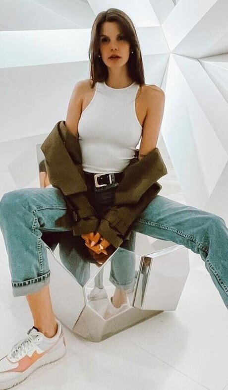 amateur blonde onlyfans art naked gallery