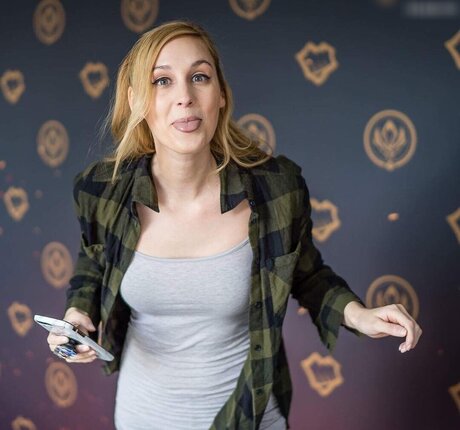 Eefje Depoortere Best Profile Photo