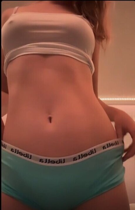 Emily xx nudes pornstar pics