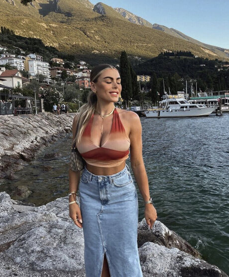 tiny onlyfans beautiful nude picture