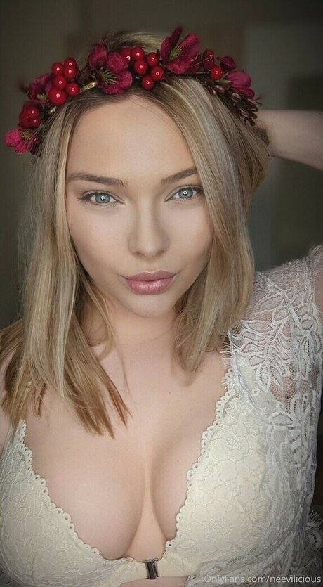 asian girlfriend onlyfans pretty image