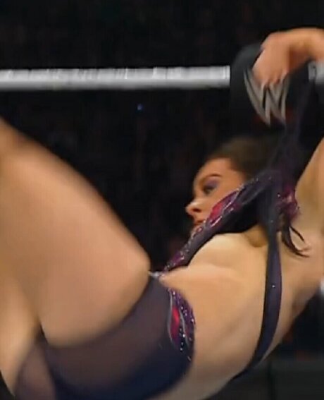 Lyra Valkyria high quality actress galleries