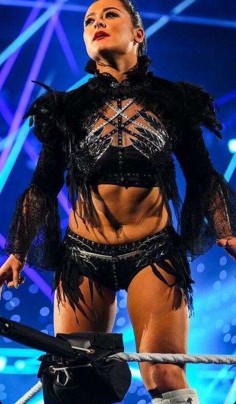 Lyra Valkyria nudes actress gallery