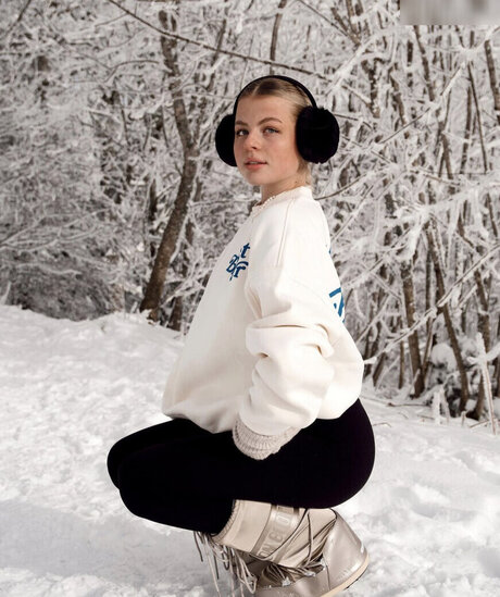 strip nude onlyfans pornographic photo