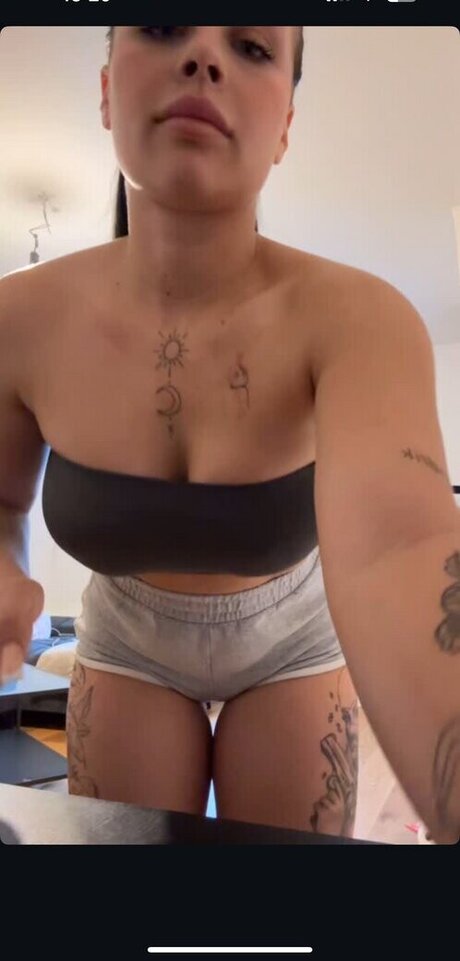 young ebony onlyfans sex images