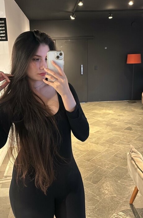 stepdaughter onlyfans art nude image