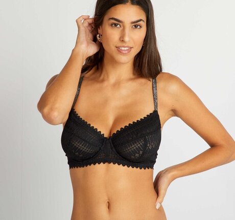 mirror onlyfans beautiful photos