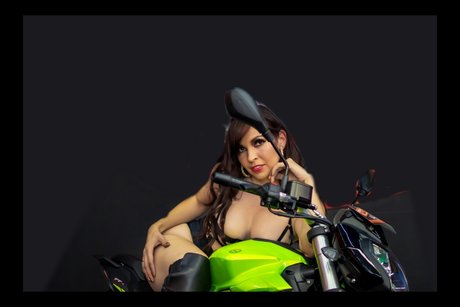 BikerFitness hd actress image
