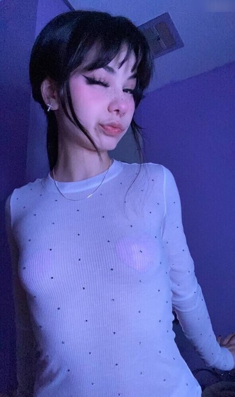 charlize star sexy pics