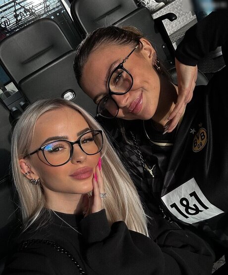 blonde tits onlyfans exclusive pics